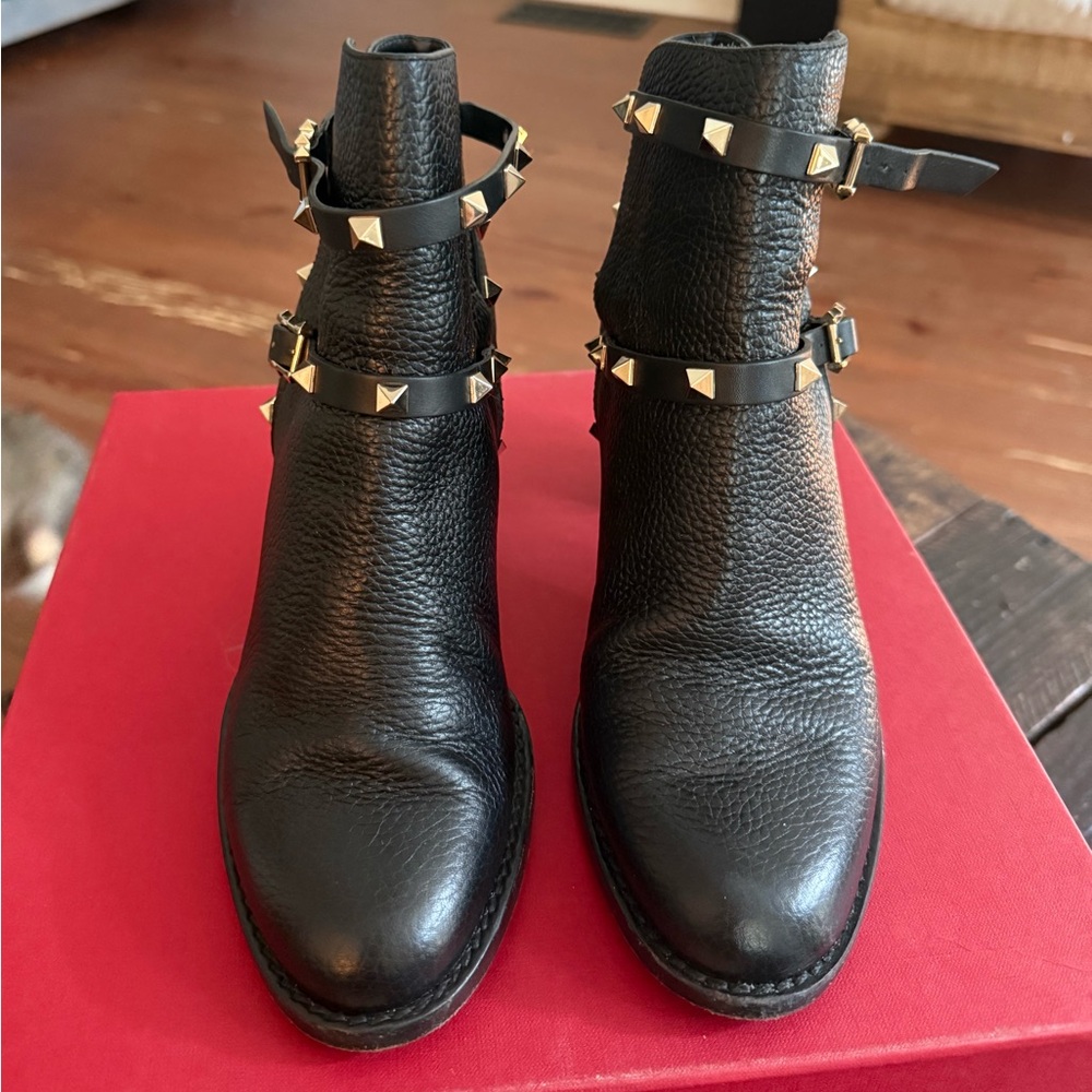 Valentino Garavani Black Ankle Boots with Rock Studs